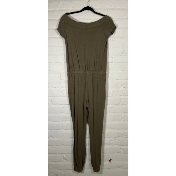 Olive green off-shoulder jumpsuit WITH POCKETS - Picture 8 of 8